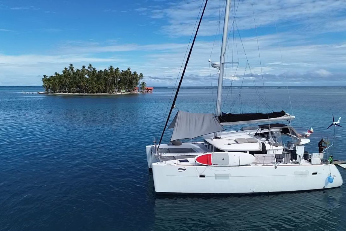 Don C (Lagoon 400S2)